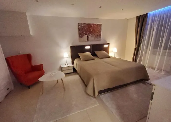 3 - Keine Party ! 6 Personen دوسلدورف