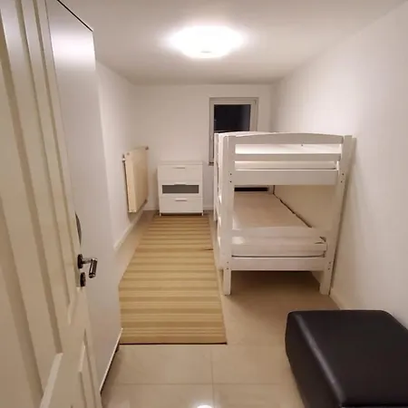 3 - Keine Party ! 6 Personen * Düsseldorf