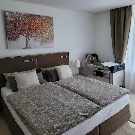 3 - Keine Party ! 6 Personen Apartamento