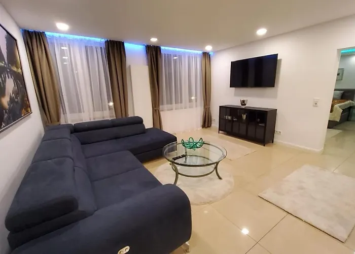 3 - Keine Party ! 6 Personen Apartman *