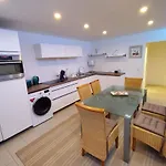 3 - Keine Party ! 6 Personen * Düsseldorf